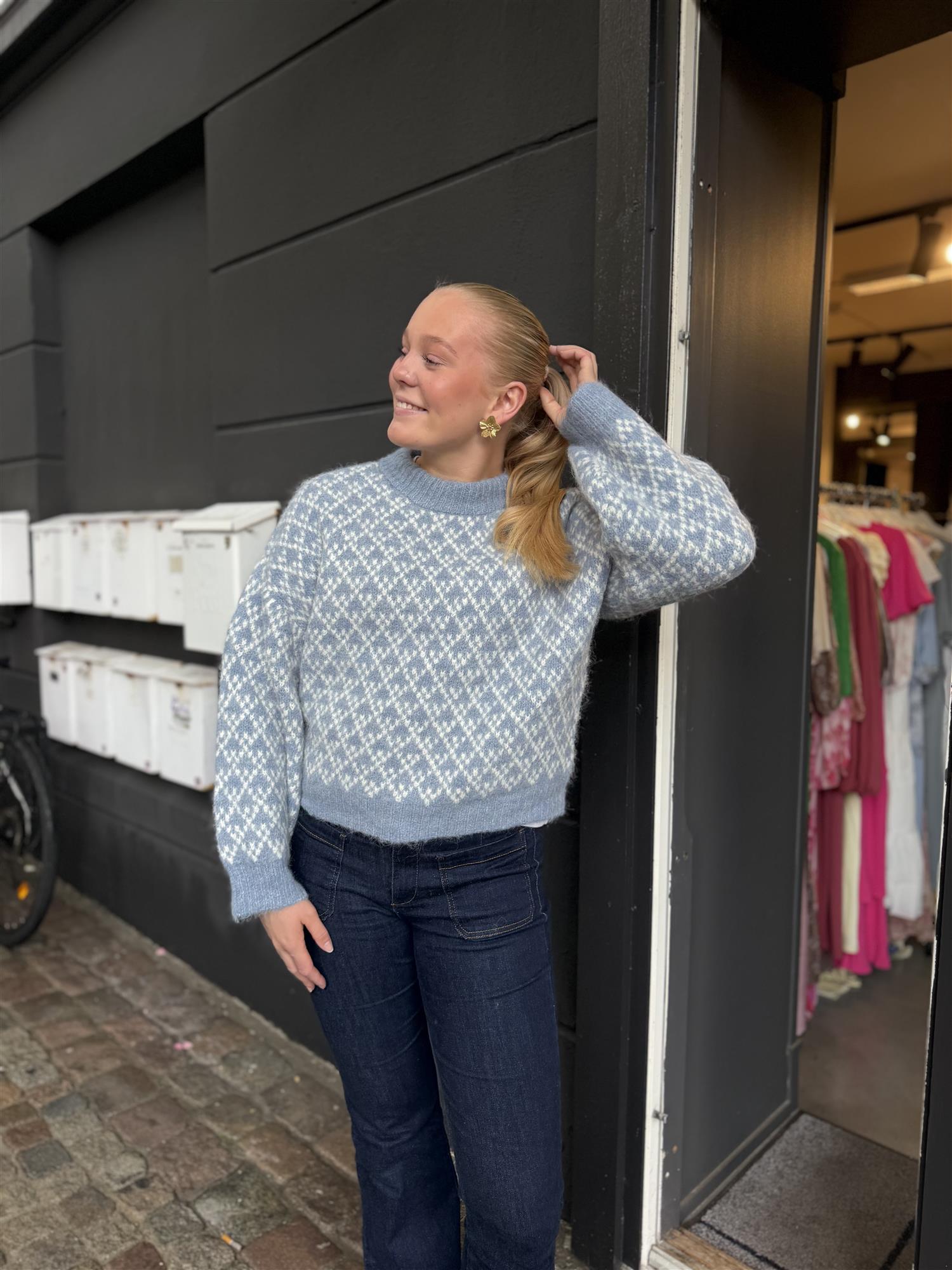 Tessi knit pullover