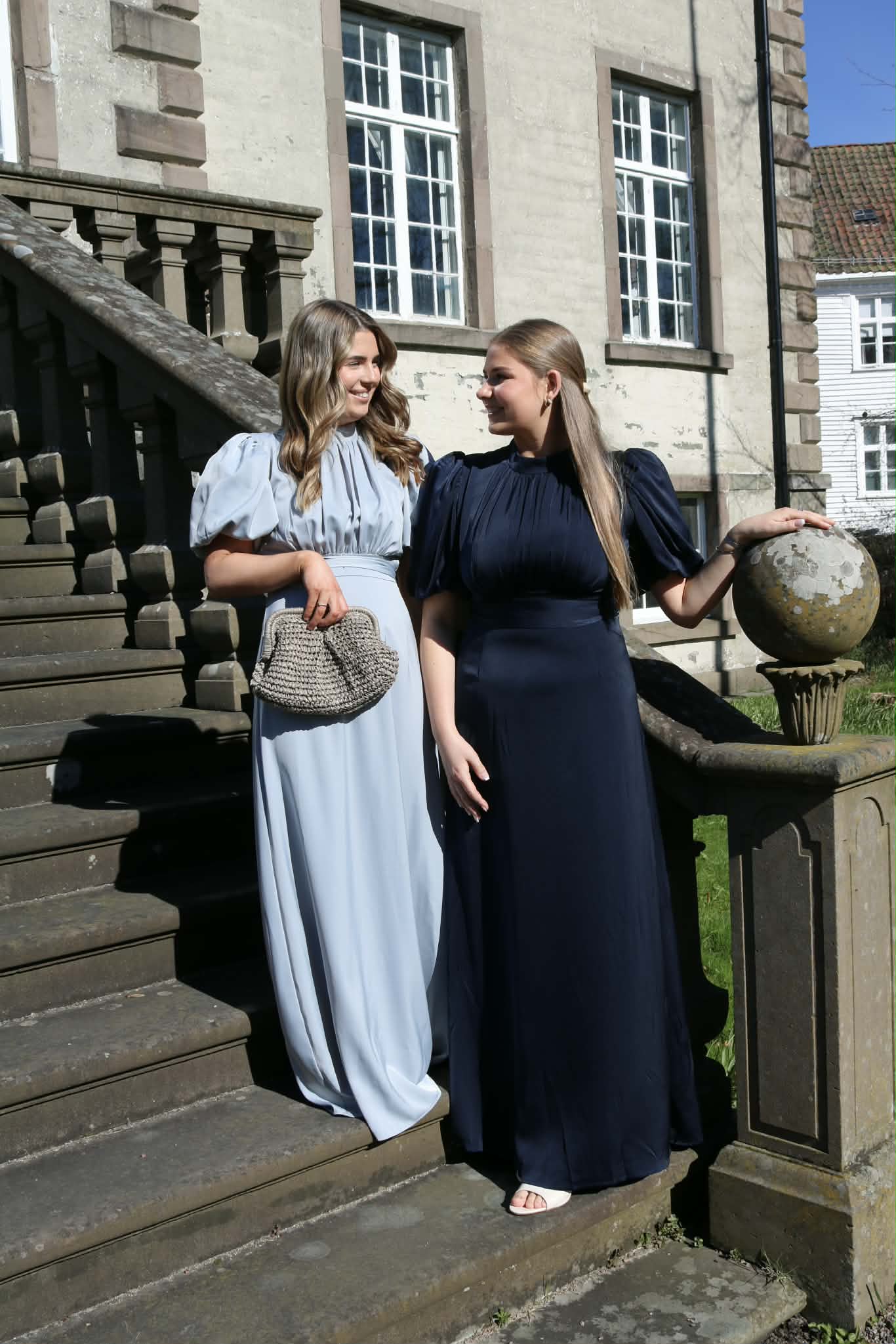 Holly Dress i marineblå i bomull, kjole fra Golightly hos Image Mandal