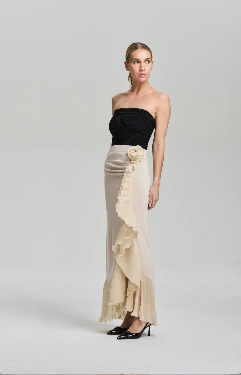 Dionrv skirt i ivory, skjørt fra Ravn Ravn – Image Mandal