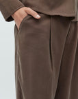 Daniello Pant i brun sett fra siden, bukse fra MBYM hos Image Mandal
