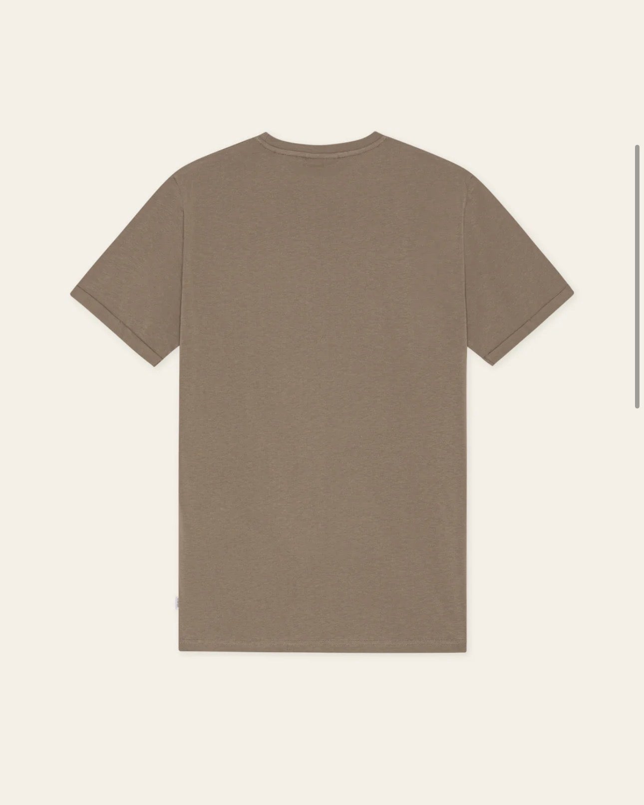 Core Contrast T-Shirt i brun stylet antrekk, t-skjorte fra Les Deux hos Image Mandal