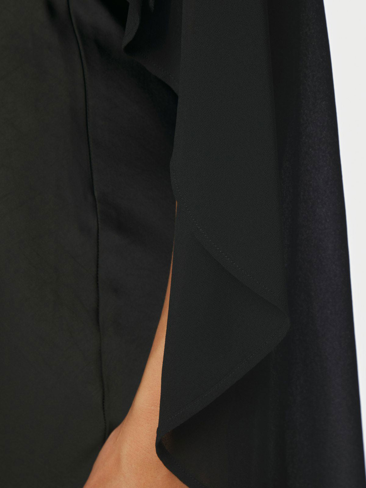 Manufi Chiffon Cape