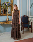 Marli Solid Chiffon Dress i dus brun nærbilde av detaljer, kjole fra Neo Noir hos Image Mandal