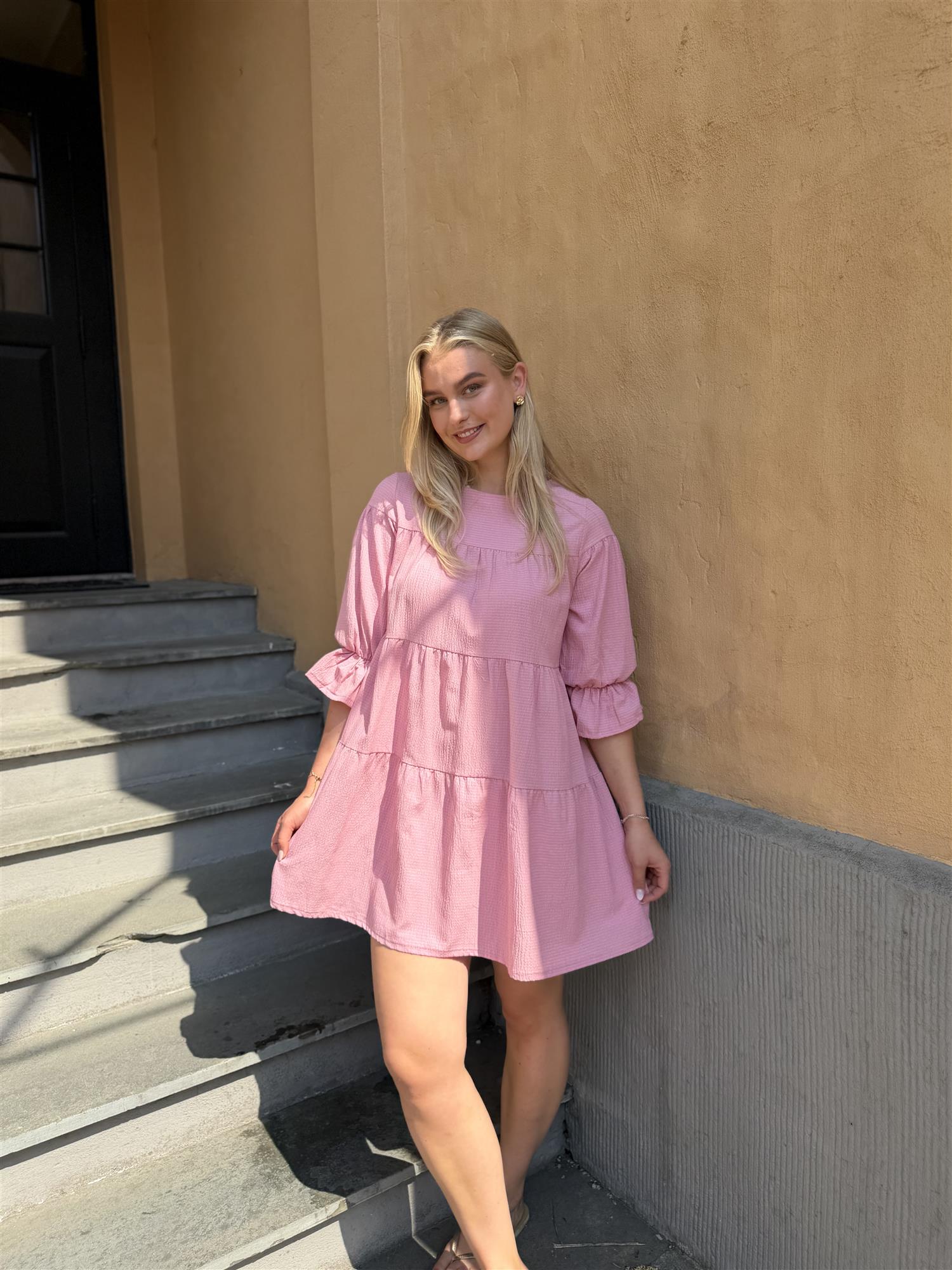 Indiana Dress i Washed Pink fra Once Untold hos Image Mandal