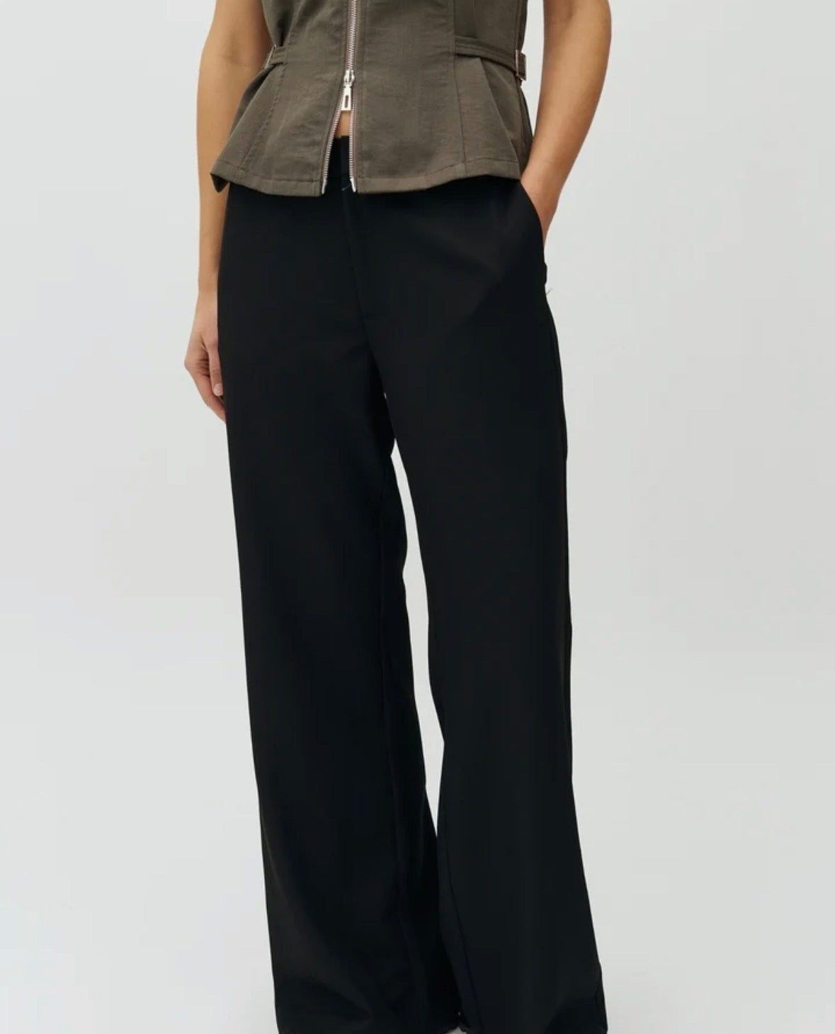 Leocardia m pant