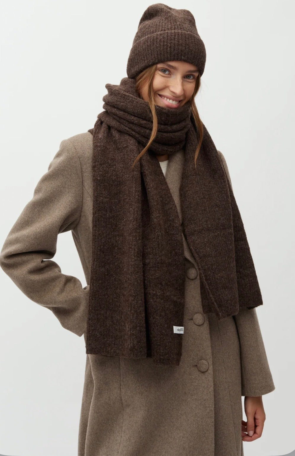 Sanela-M Scarf