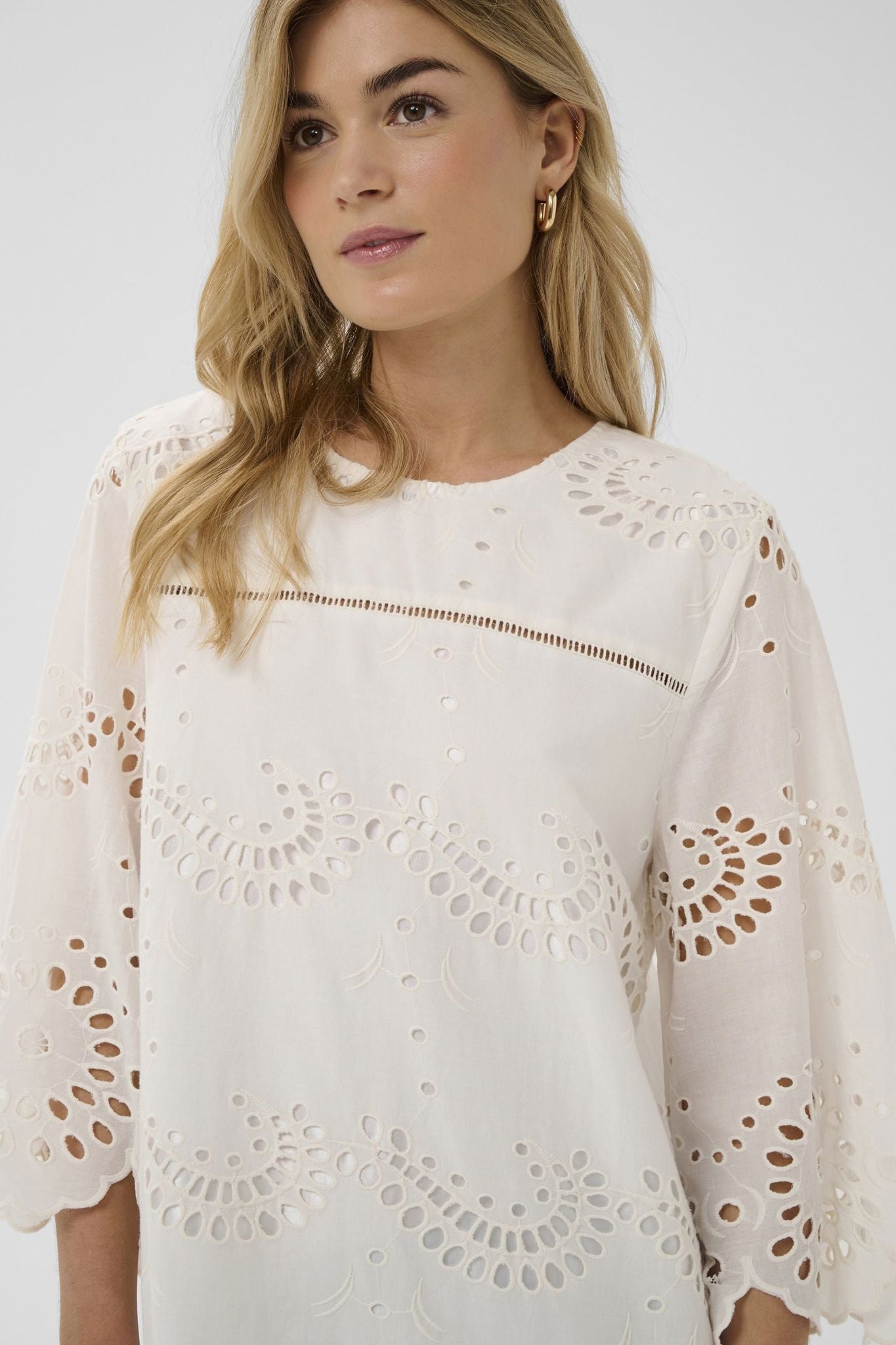 Pillettesz Dress i ice bakfra, kjole fra Saint Tropez hos Image Mandal