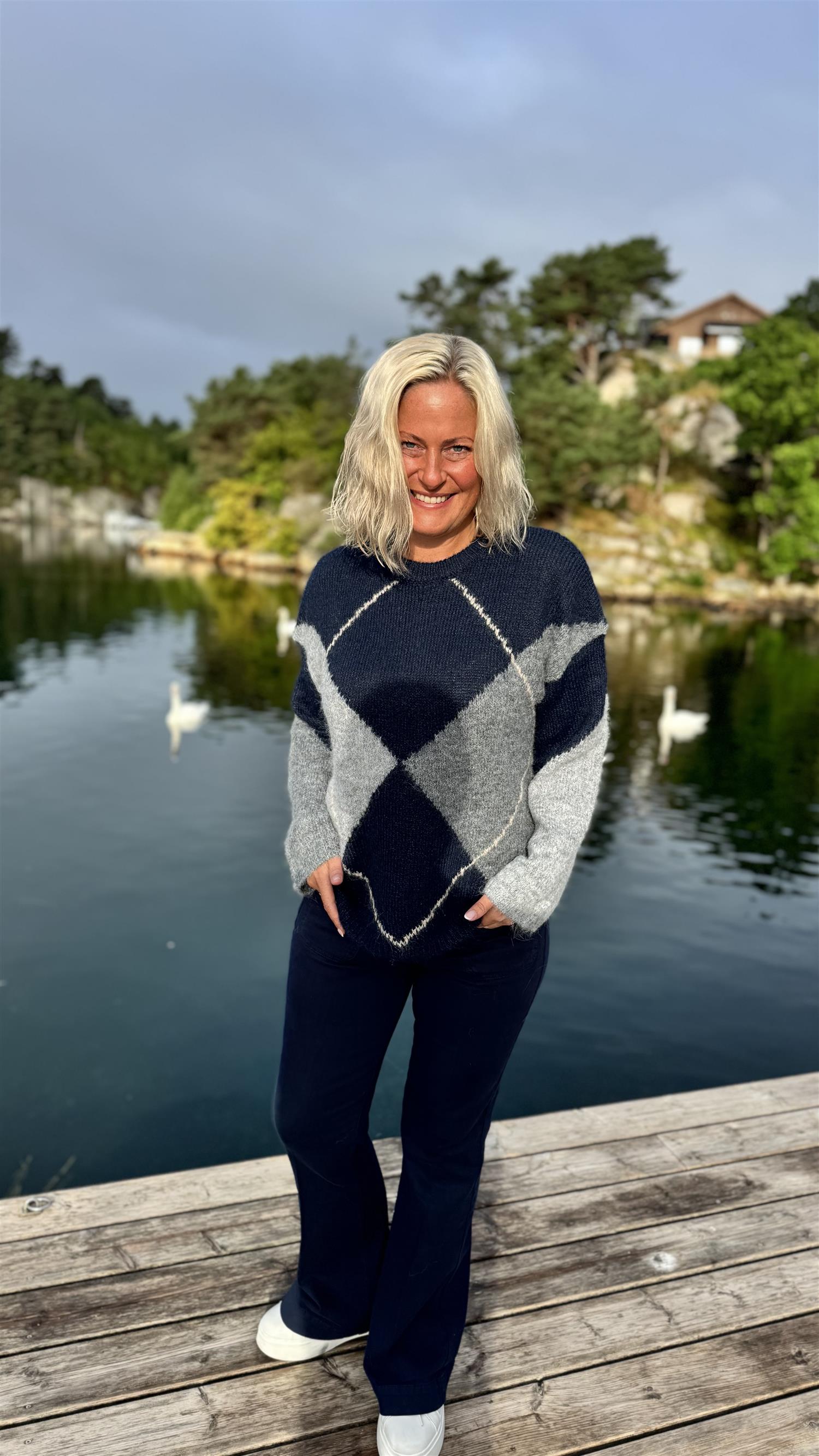 Inga Check Fluff Knit Blouse