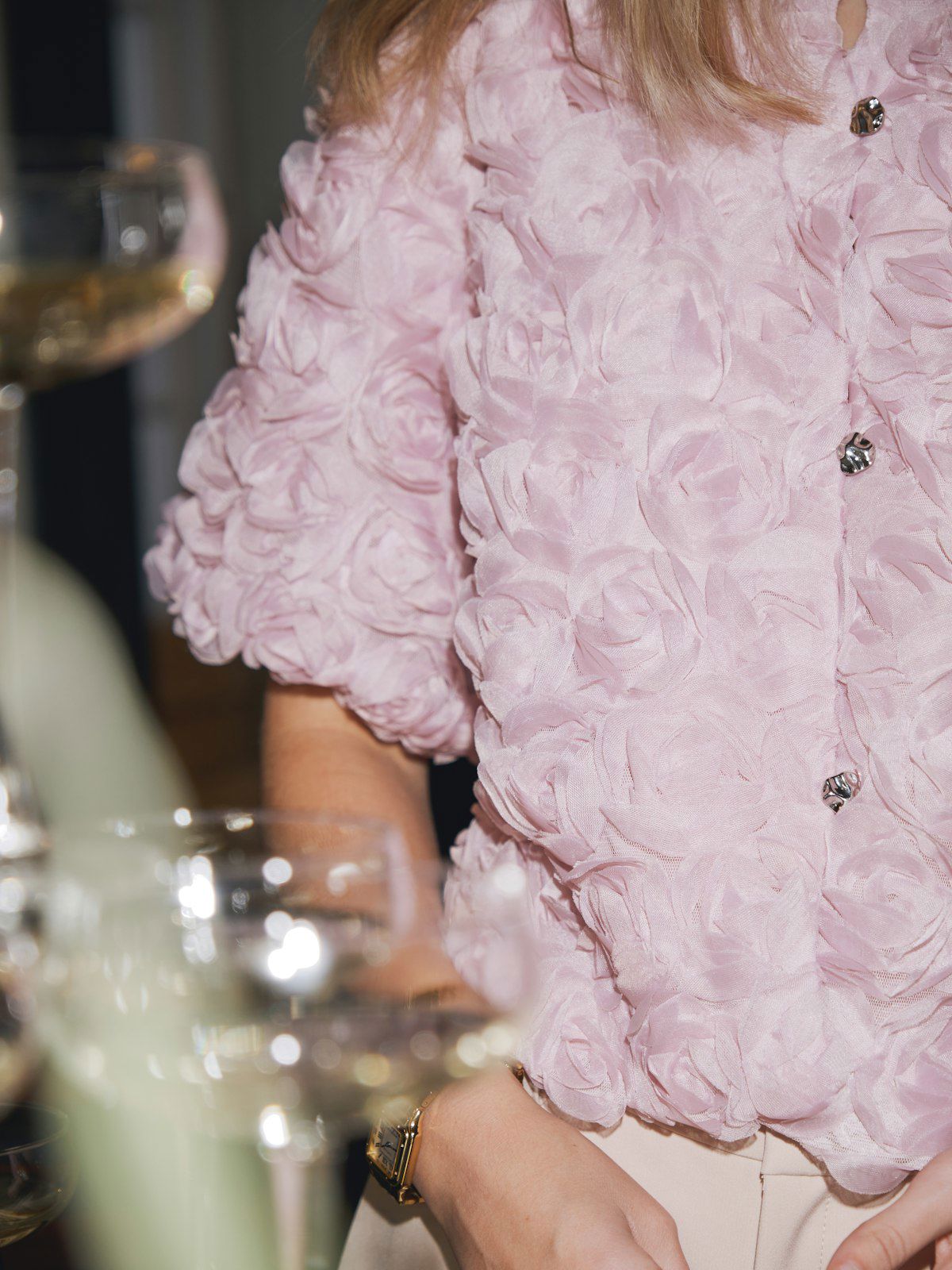 Aisa Flower Blouse ekstra vinkel, skjorte fra Neo Noir hos Image Mandal