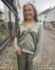 Charlina Shirt i agave grønn bakfra, bluse fra MBYM hos Image Mandal
