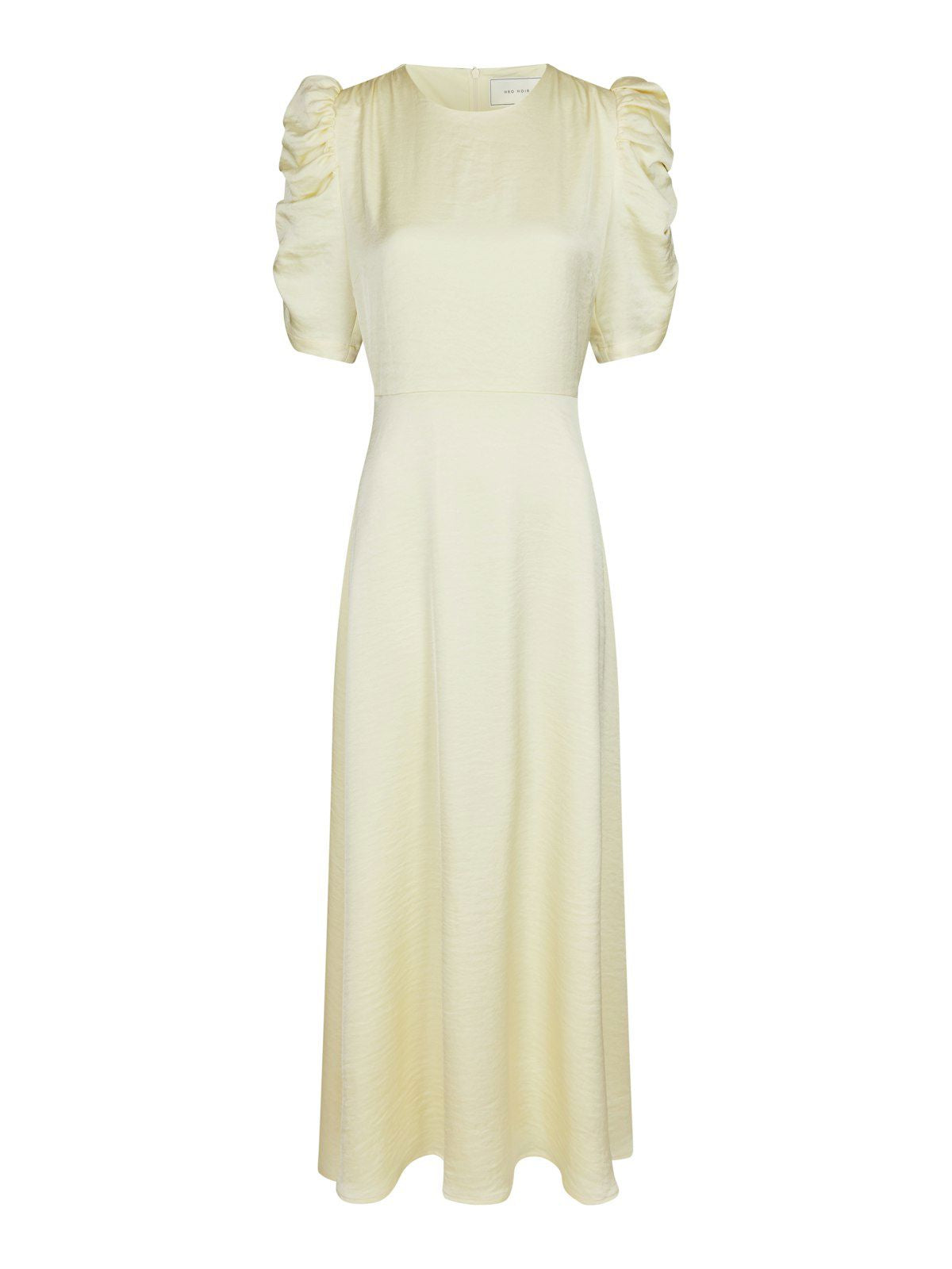 Benuti Solid Dress styling-inspirasjon, kjole fra Neo Noir hos Image Mandal