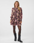 Aberto Big Flower Dress i sort nærbilde av detaljer, kjole fra Neo Noir hos Image Mandal