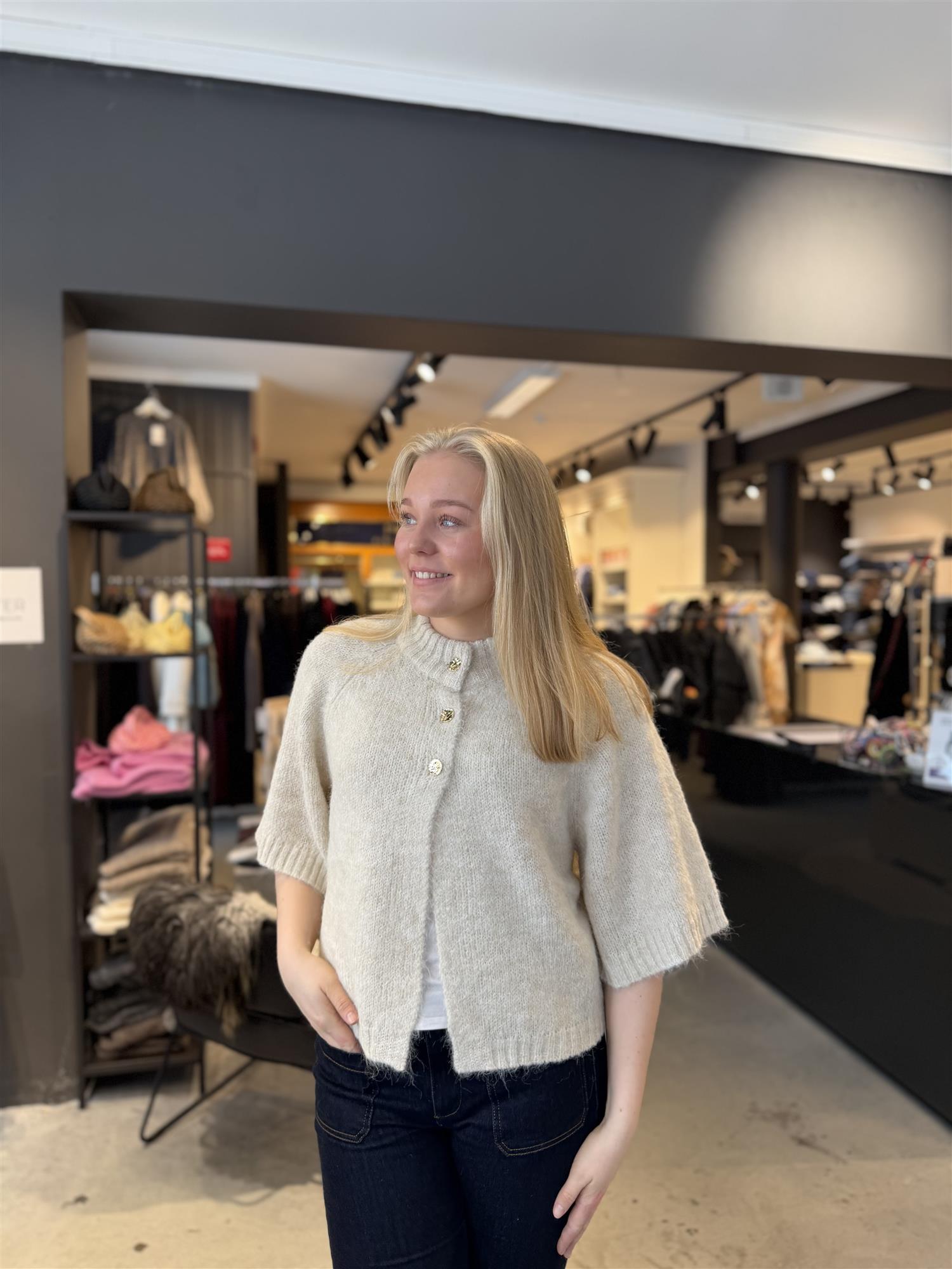 Benuta Fluffy Knit Cardigan