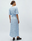 Ineya Dress i blå bakfra, kjole fra MBYM hos Image Mandal