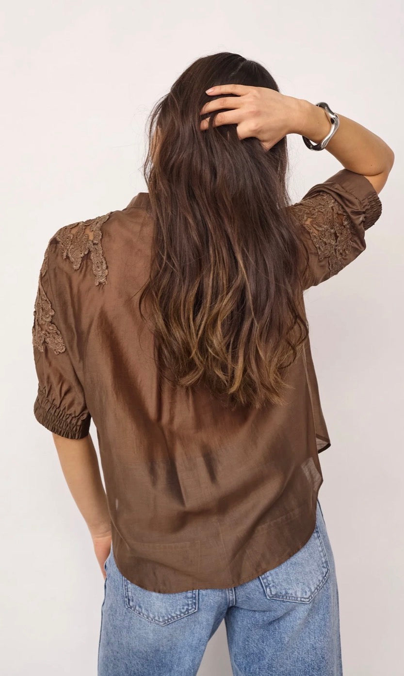 Kawacc Emb. Ss V-Shirt