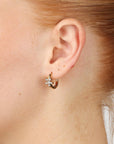 Helia - Crystal Hoop Earrings Stainless Steel sett fra siden, tilbehør fra Timi Of Sweden hos Image Mandal