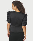 Benua Heavy Sateen Blouse i sort stylet antrekk, skjorte fra Neo Noir hos Image Mandal