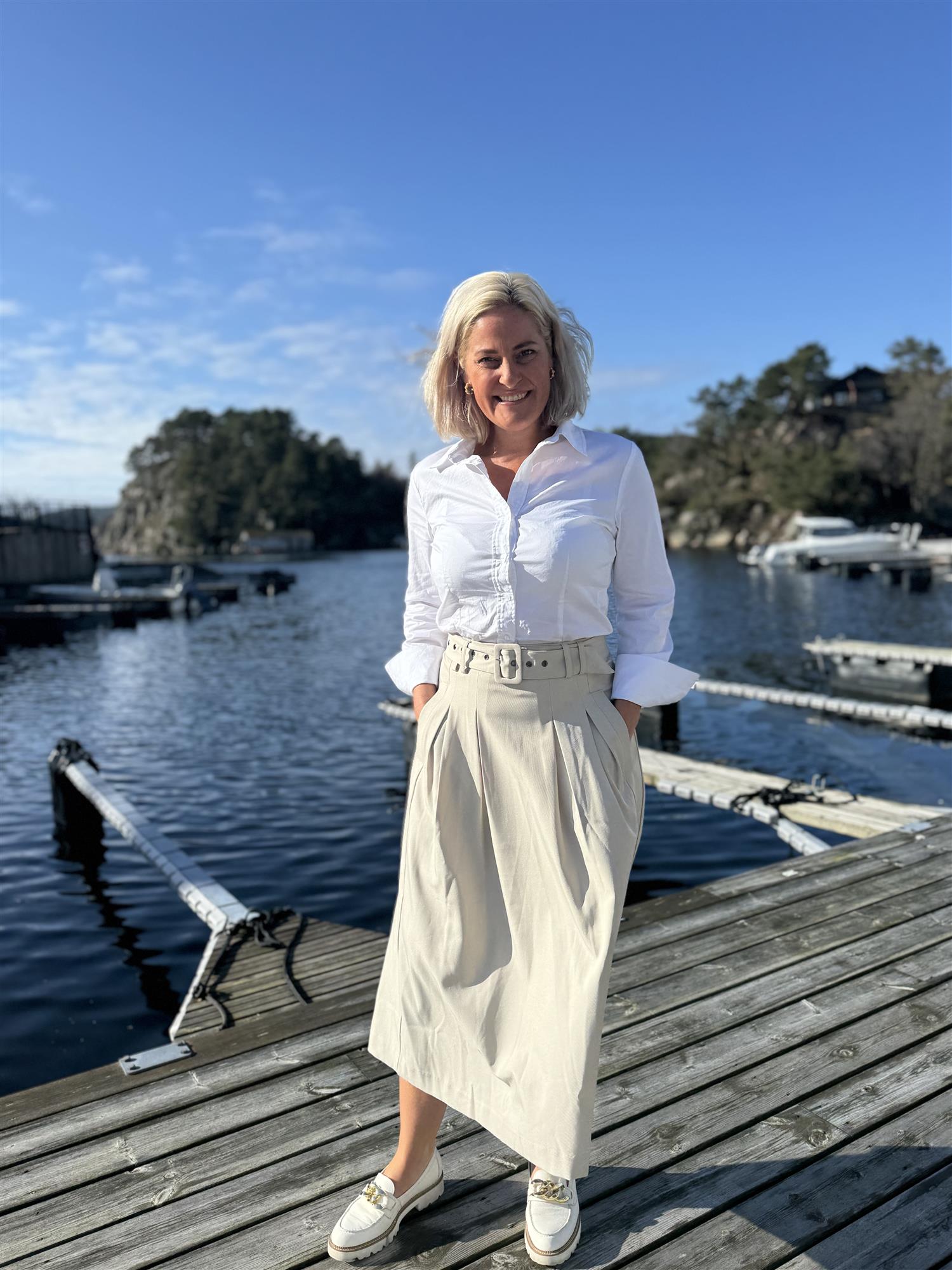 Lunacc Belt Pleat Skirt stylet antrekk, skjørt fra Co'couture hos Image Mandal