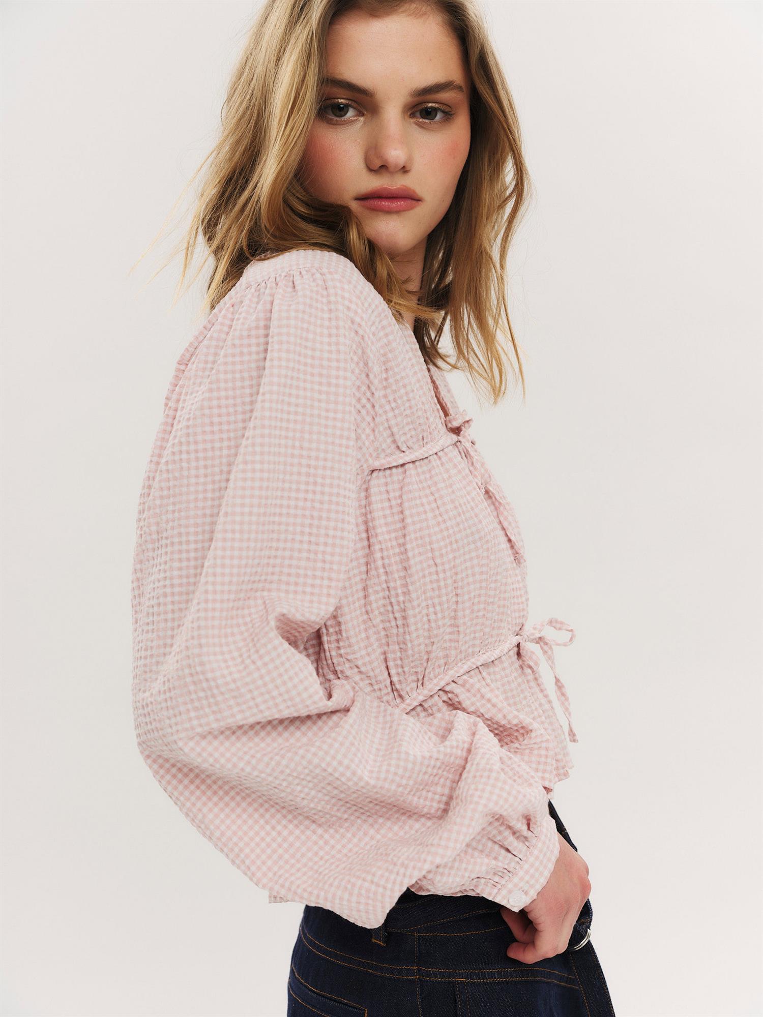 Indiana String Blouse i vasket rosa rutete, bluse fra Once Untold hos Image Mandal