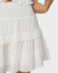 Heidie Ruffle Skirt i hvit sett fra siden, topp fra Neo Noir hos Image Mandal
