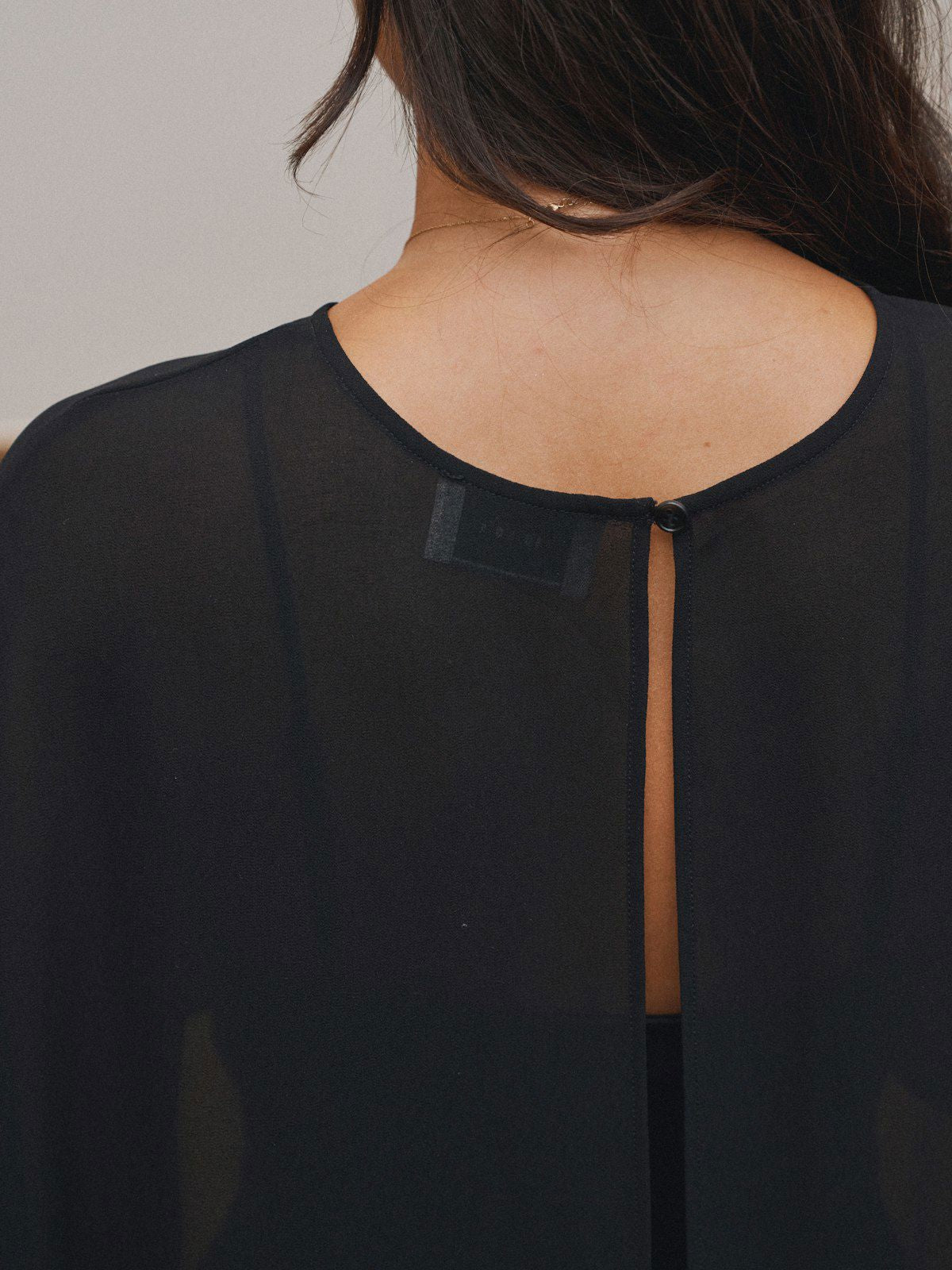 Manufi Chiffon Cape