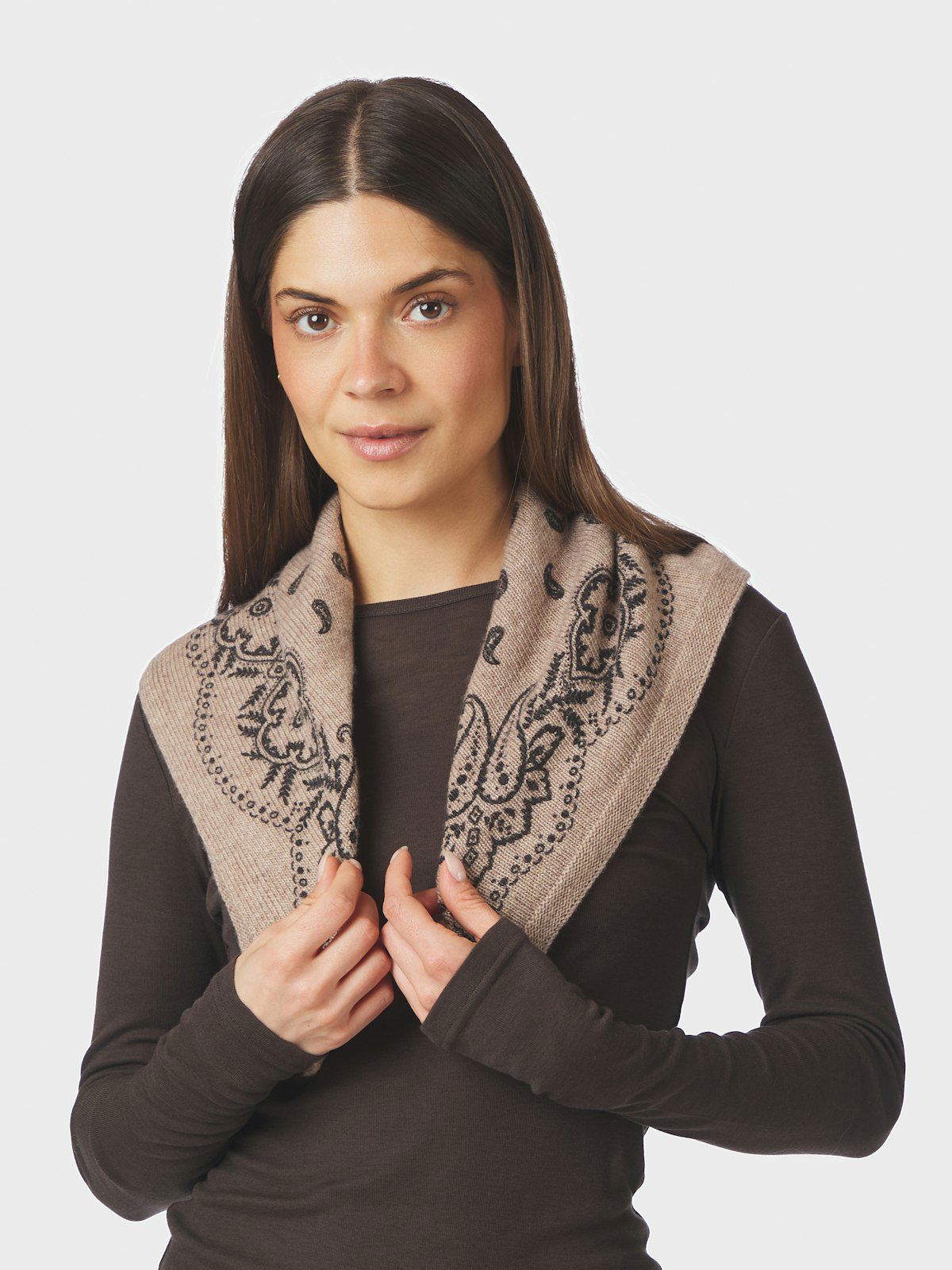 Adelina Paisley Knit Scarf