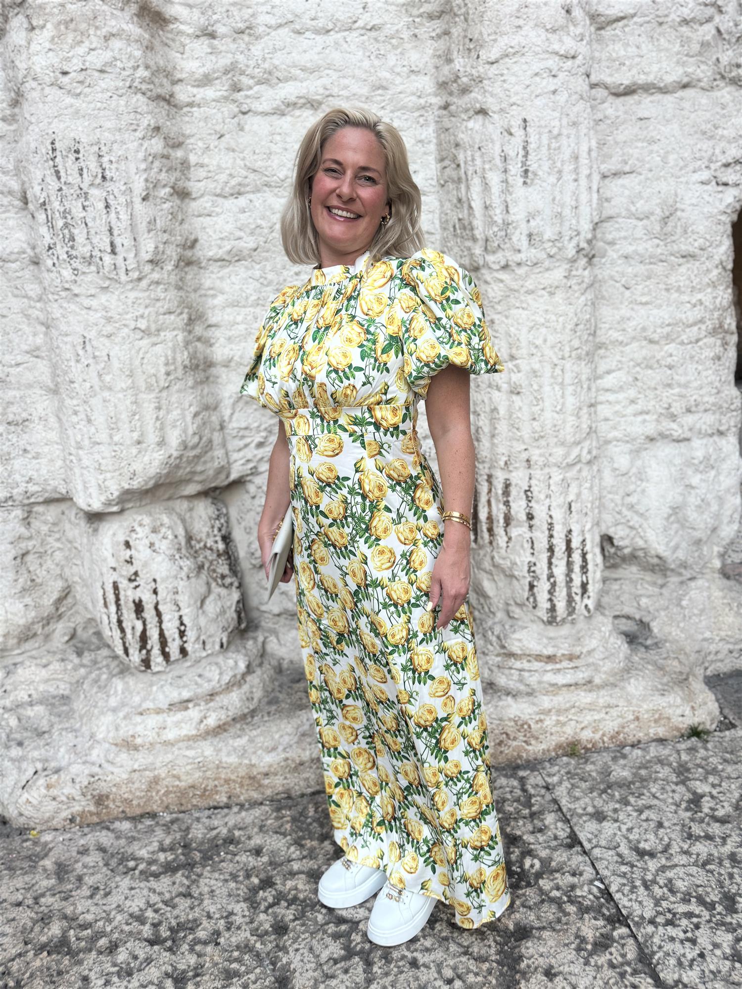 Holly Print Dress i gul detaljbilde, kjole fra Golightly hos Image Mandal