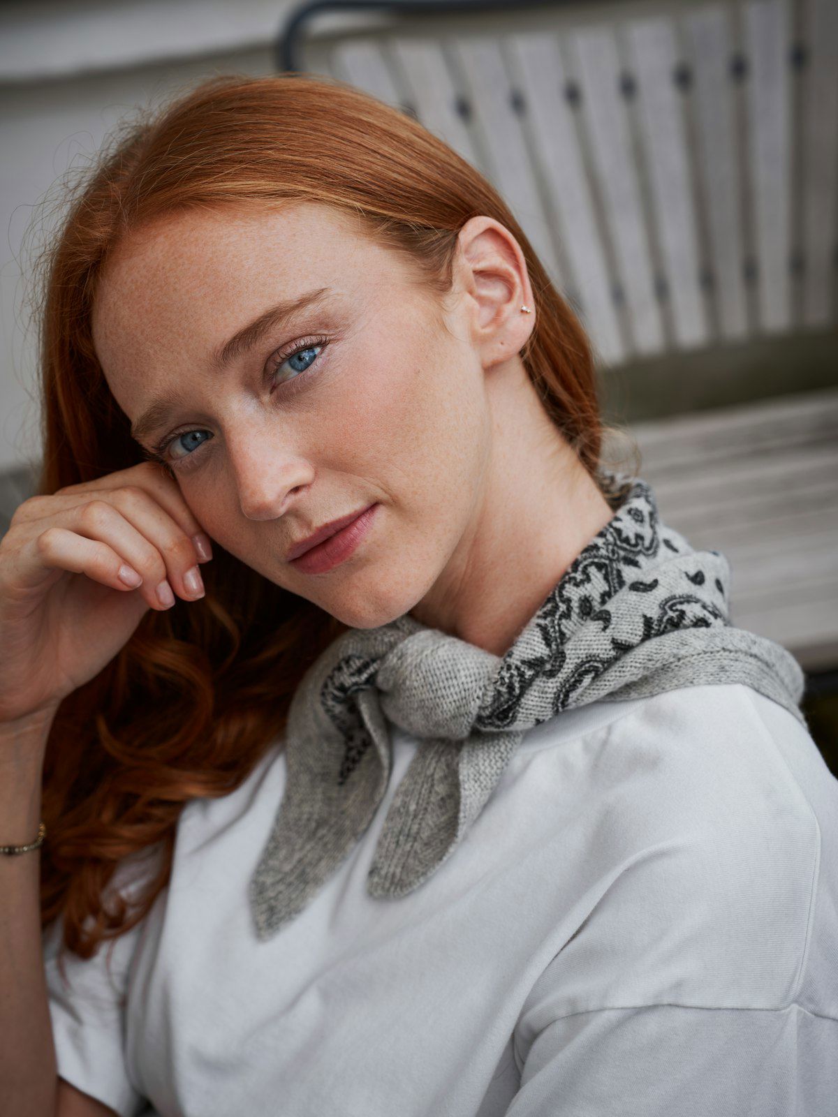 Ariya Paisley Knit Scarf