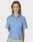 Balara Stripe Poplin Shirt i lyseblå stylet antrekk, skjorte fra Neo Noir hos Image Mandal